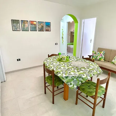 Appartement Chiaramare Vacanza, Casa Con Idromassaggio, Vicino Maldive Del Salento