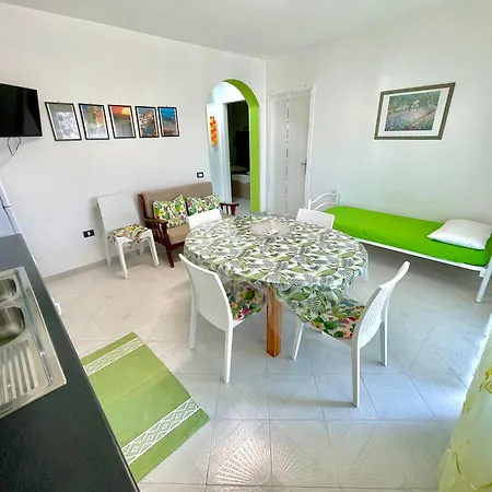 Chiaramare Vacanza, Casa Con Idromassaggio, Vicino Maldive Del Salento