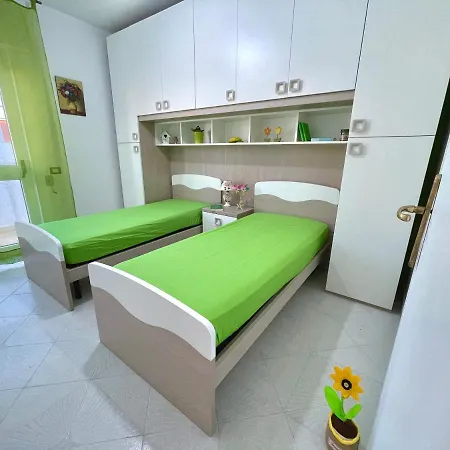 Chiaramare Vacanza, Casa Con Idromassaggio, Vicino Maldive Del Salento * Torre Pali