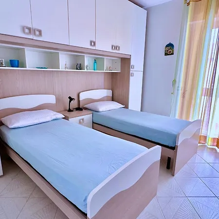 Chiaramare Vacanza, Casa Con Idromassaggio, Vicino Maldive Del Salento Apartamento *