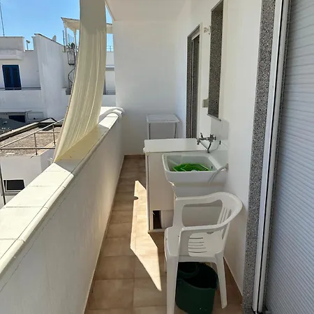 Chiaramare Vacanza, Casa Con Idromassaggio, Vicino Maldive Del Salento Torre Pali